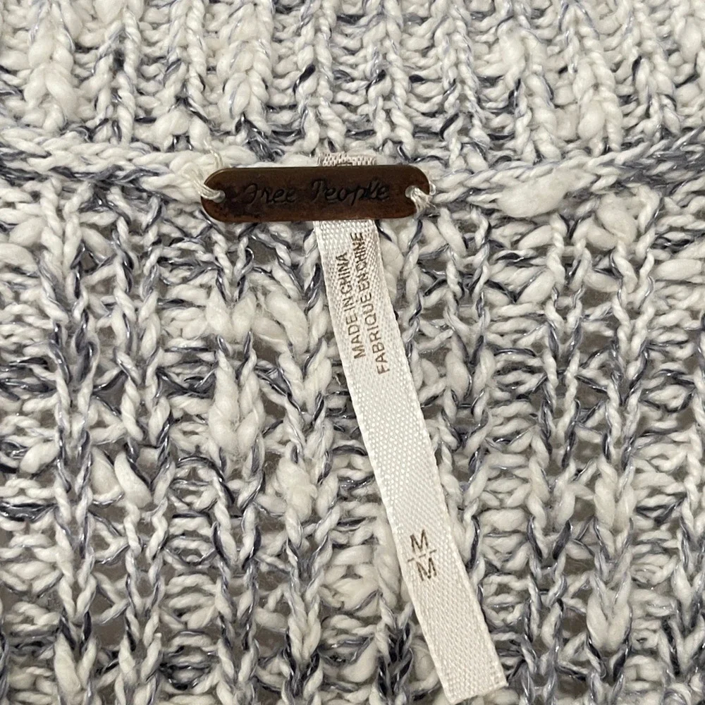 Free People Sweater Womens Medium White Gray Cable Knit Scoop Neck Pullover Top - Picture 6 of 10